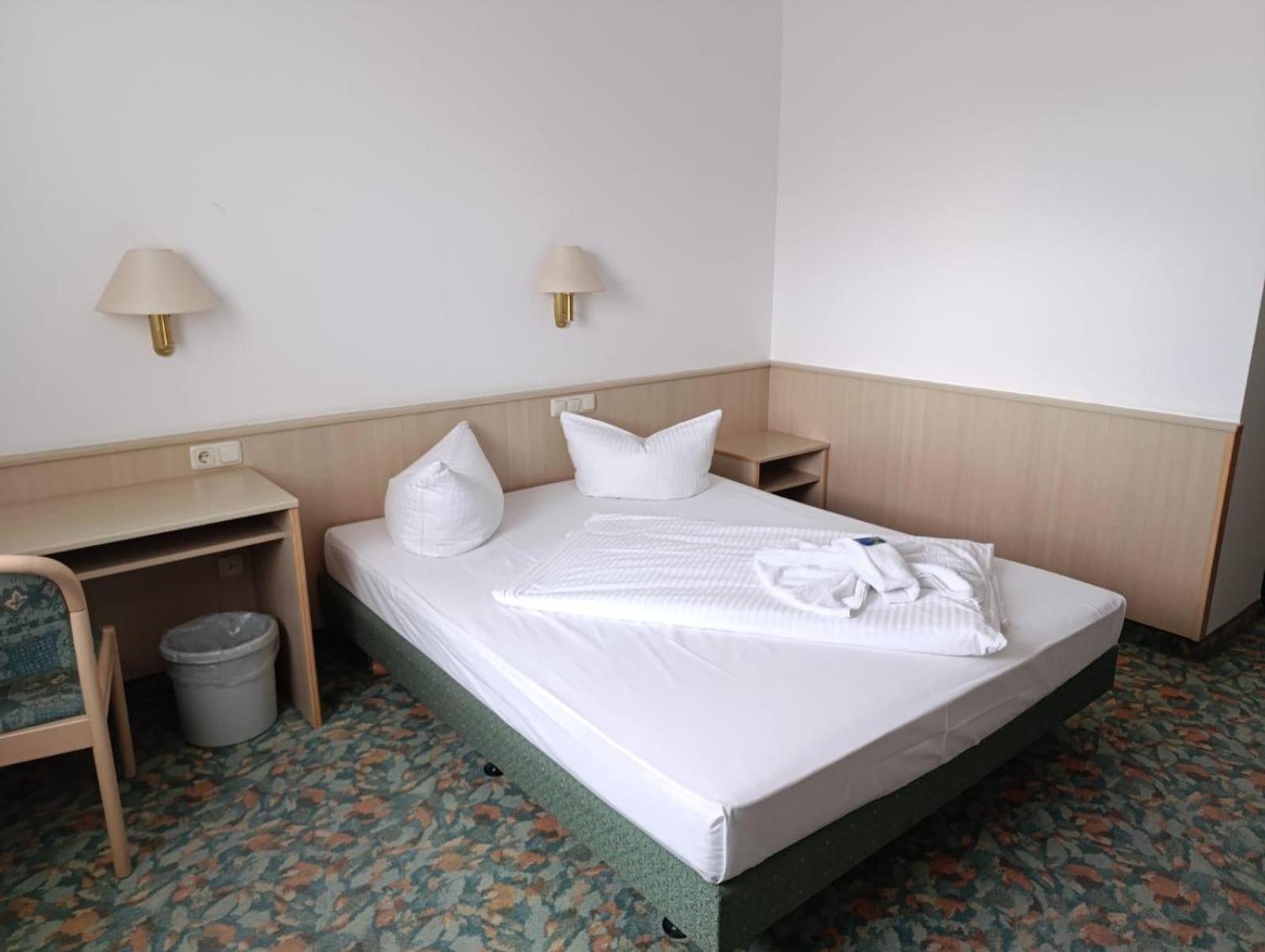 Hotel Astor Altenburg Zewnętrze zdjęcie