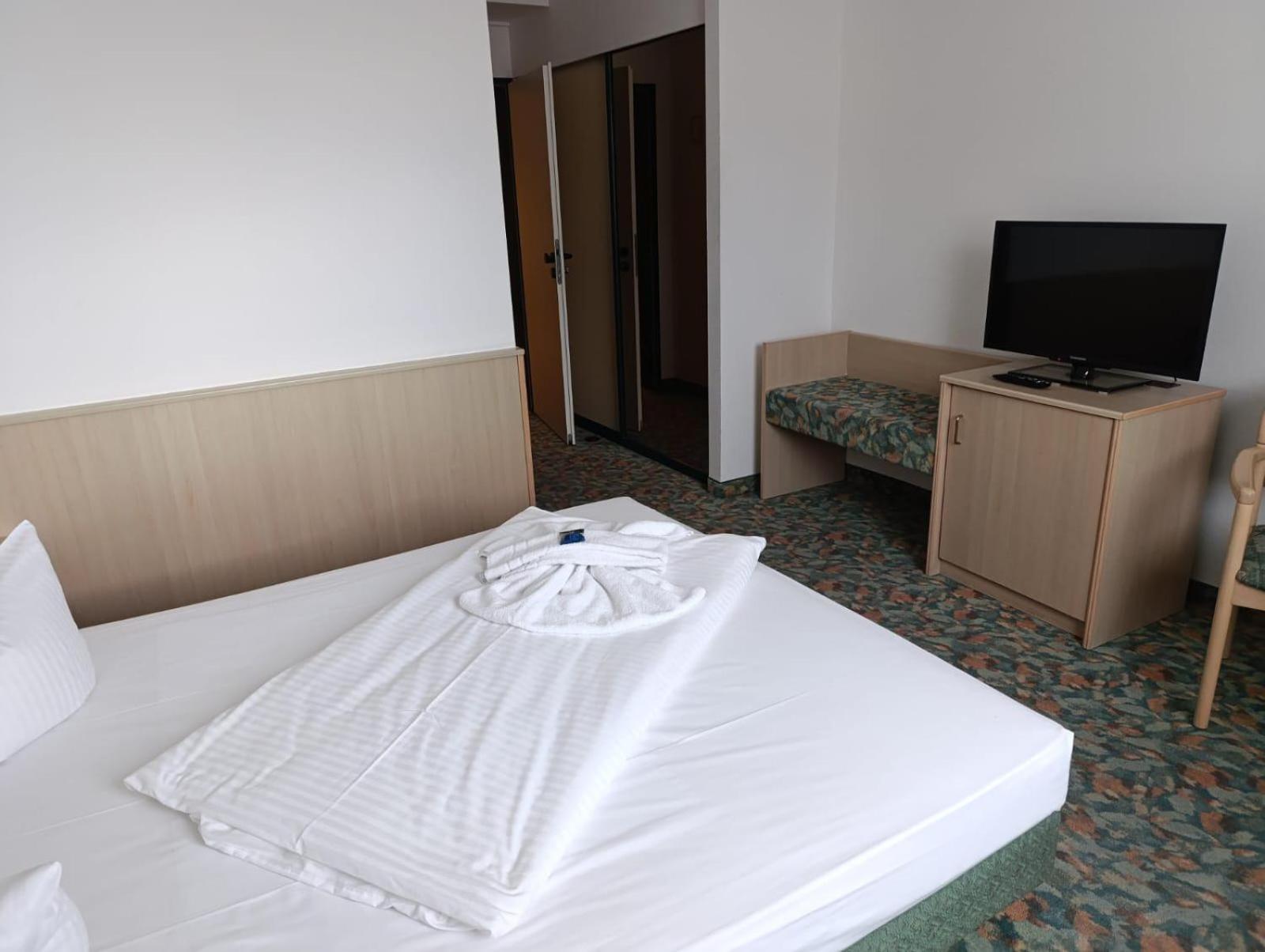 Hotel Astor Altenburg Zewnętrze zdjęcie
