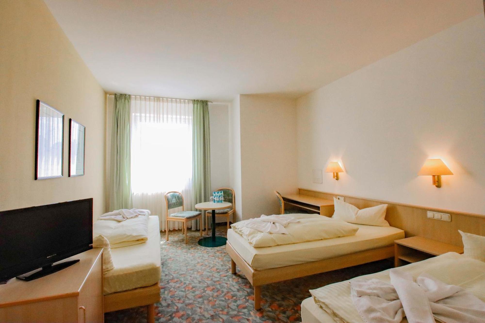 Hotel Astor Altenburg Zewnętrze zdjęcie