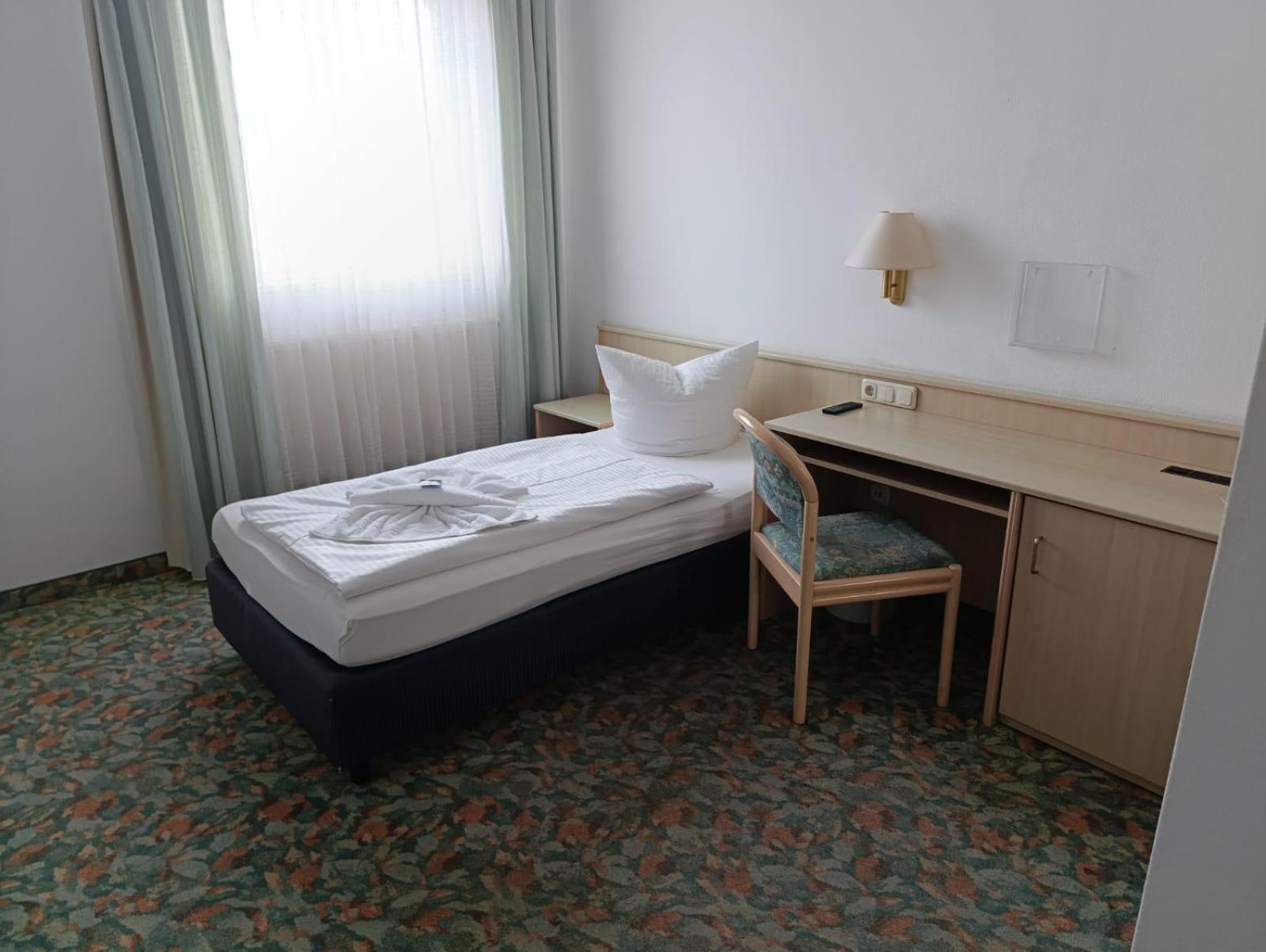 Hotel Astor Altenburg Zewnętrze zdjęcie